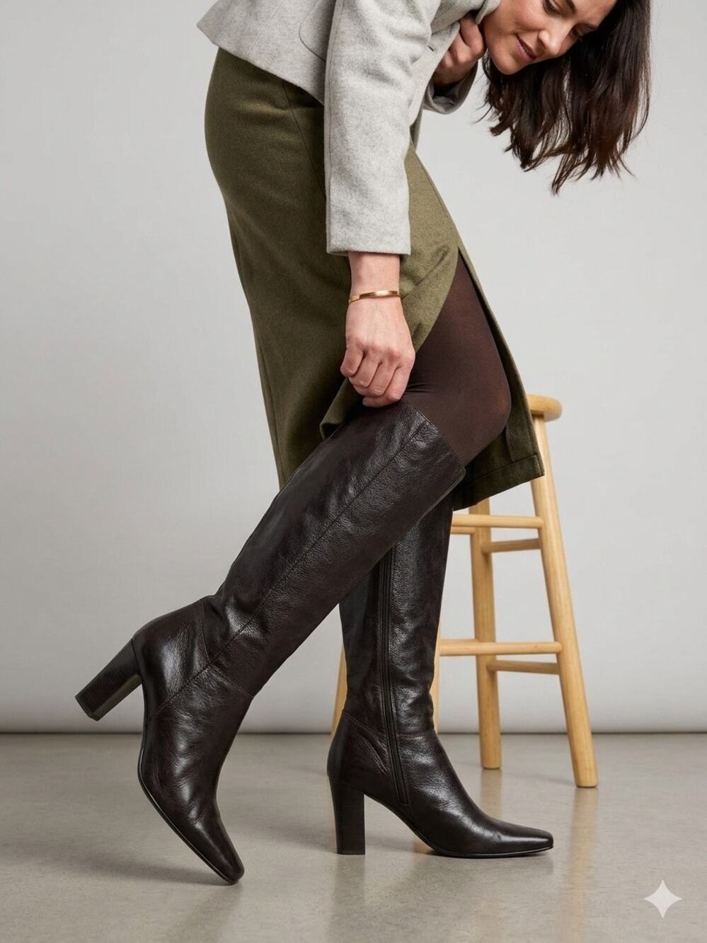 Vintage 90s NOTAN Brown Leather Square Toe Knee High Boots Block Heel Size 8 Y2K